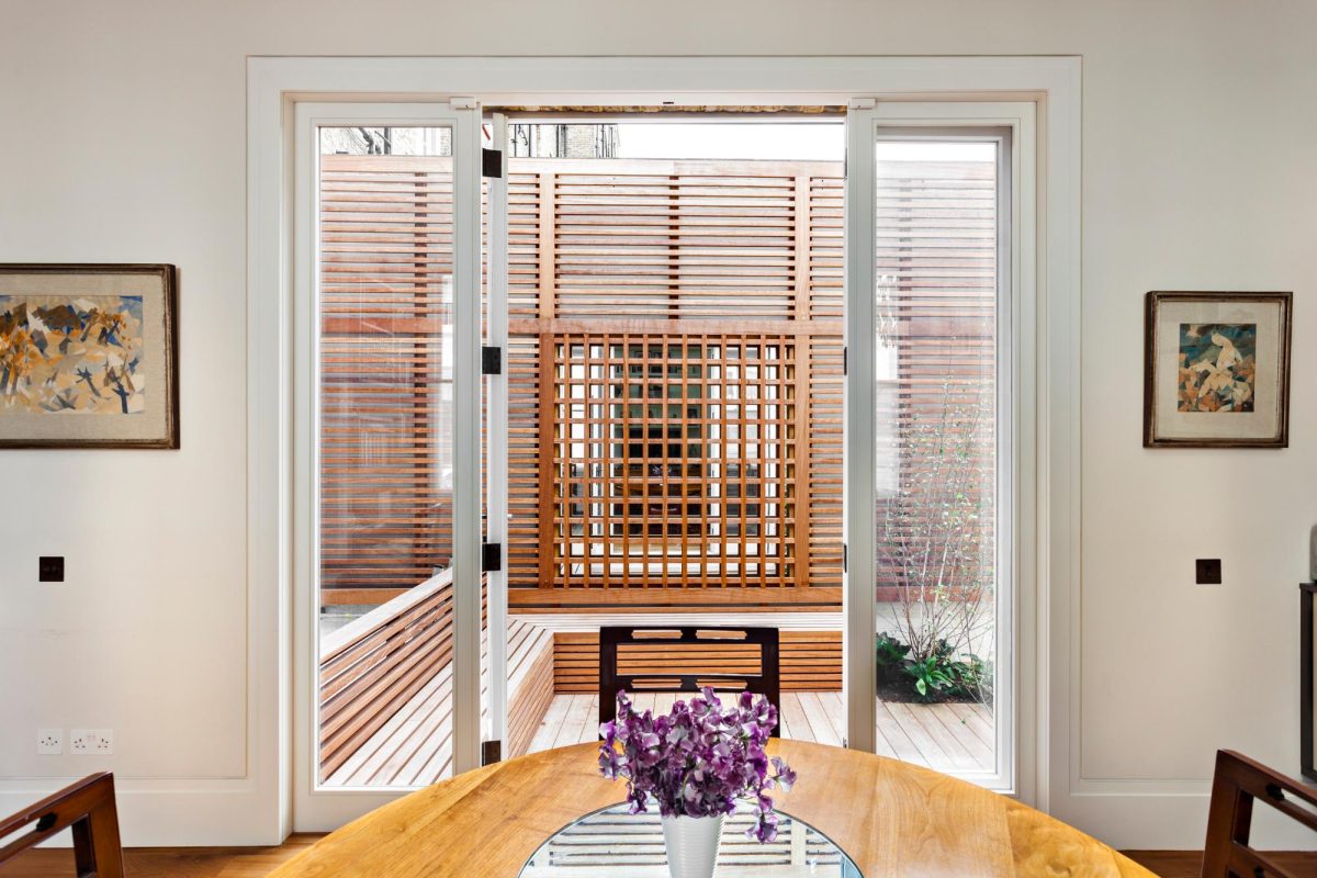 fully refurbished Grade II listed Onslow Square property in The heart of London